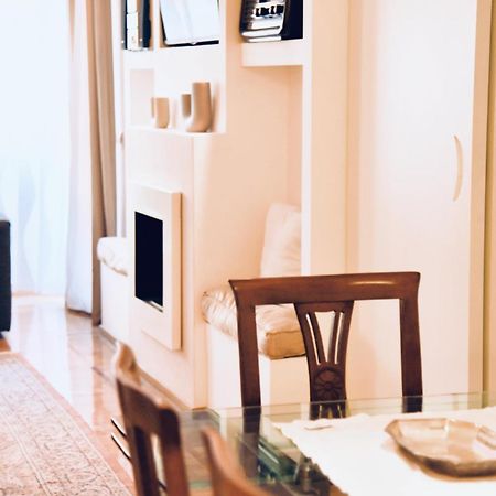 Chic And Elegant Apartment In The Heart Of 로마 외부 사진