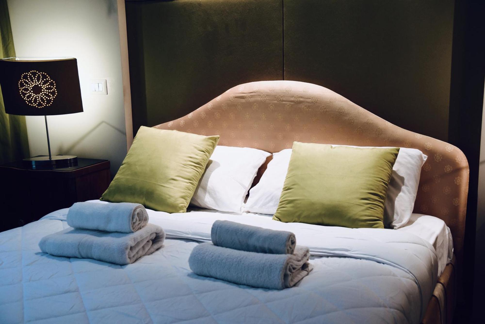 Chic And Elegant Apartment In The Heart Of 로마 외부 사진